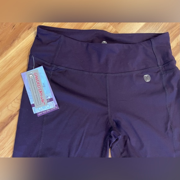 Bally Pants & Jumpsuits Bally Total Fitness Bootleg Yoga Pants Med